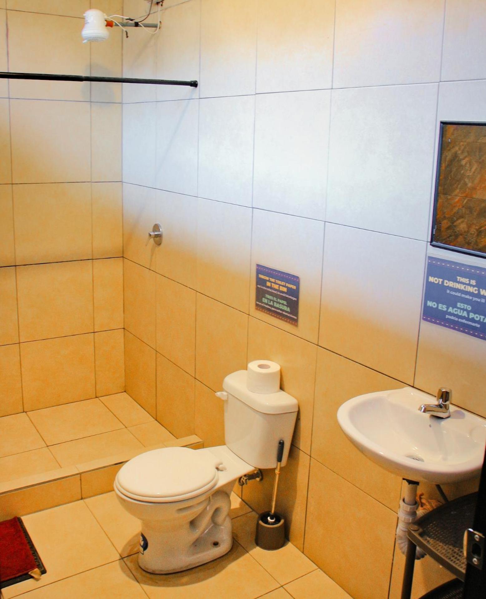 El Terreno Cultural Exchange Centre Guaranda Zewnętrze zdjęcie